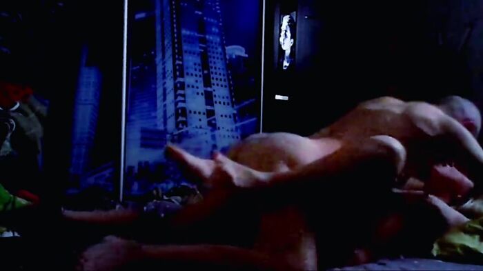 Возбудилась сильно