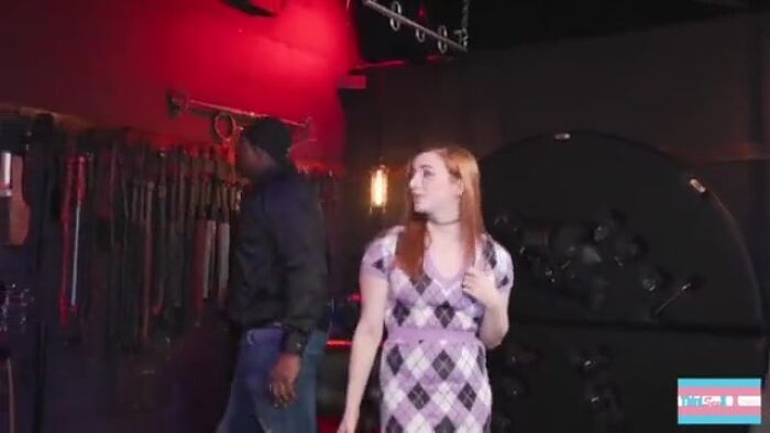 белую дырку