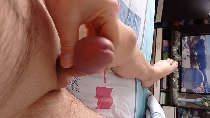 Слил спермочку мальчик..