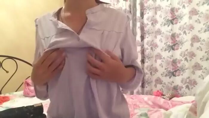 Показала пизду