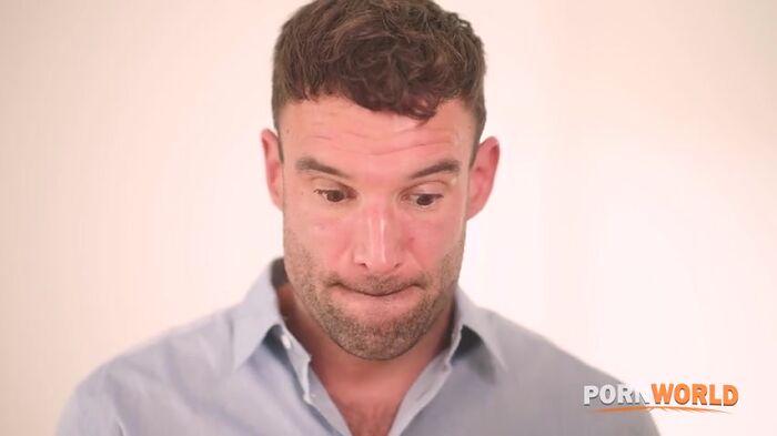 Ди Вильямс отодрали коллеги