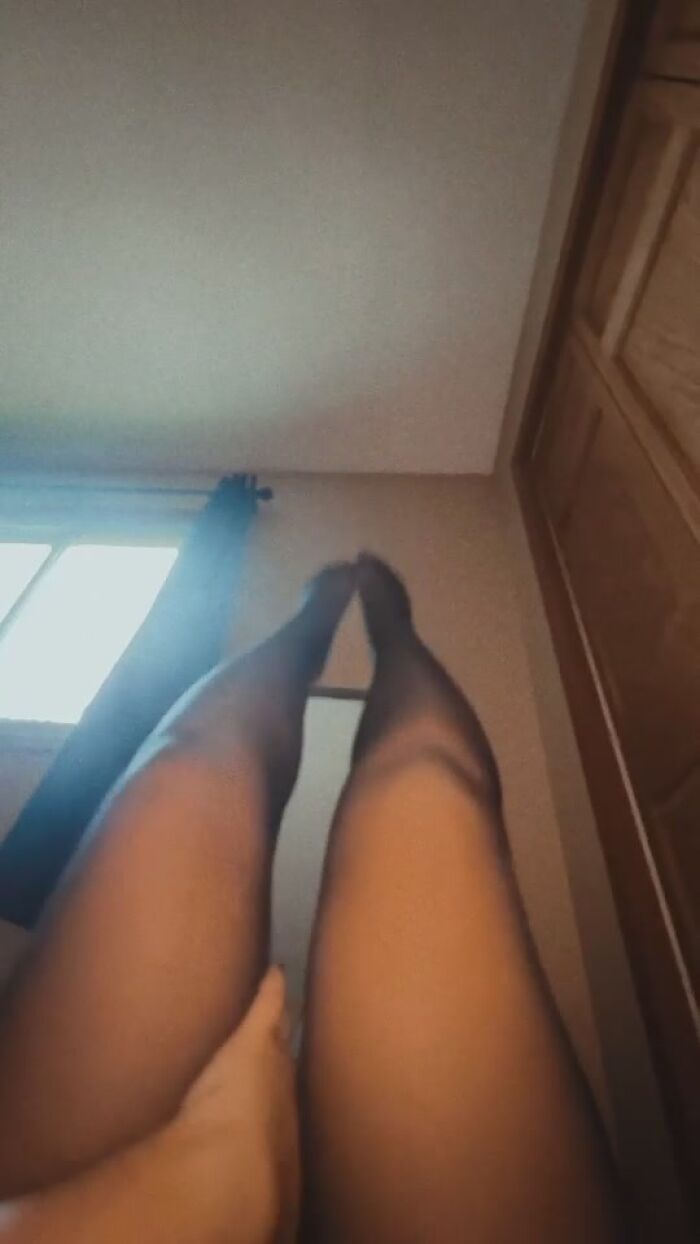 Демонстрирует