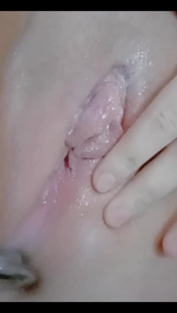 Рассмотри мою киску как следует