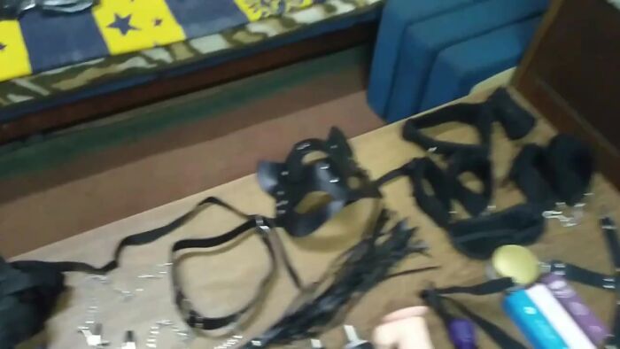 не большая часть игрушек