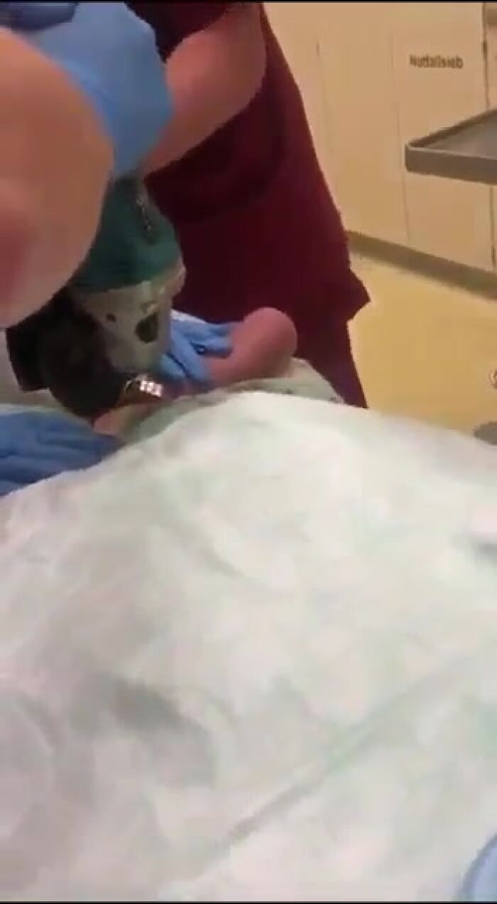 ПОДАРИЛ ТЕБЕ КОЛЕЧКО.