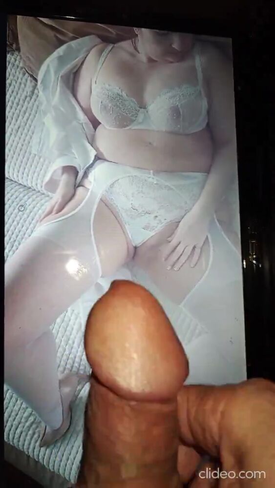 Какая сочная.. ммм