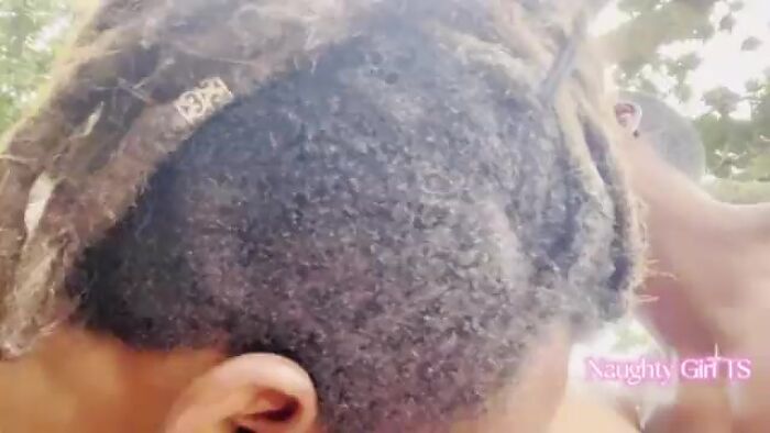 на двоих на пляже