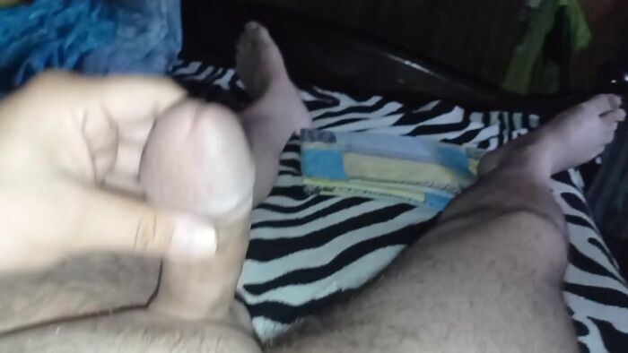 Слил спермочку наш мальчик