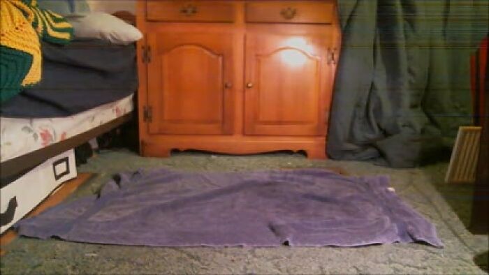 примерила анал подарок