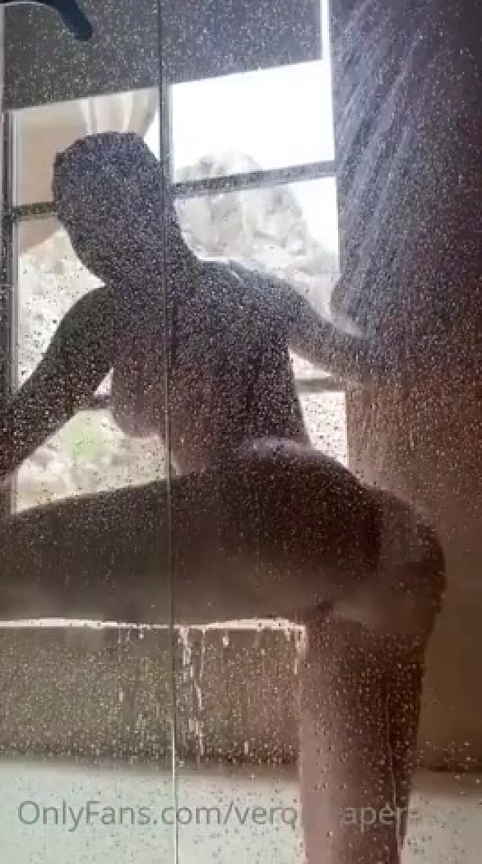 Круглозадая