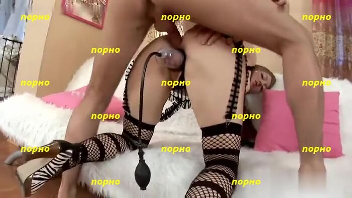 Хуй в жопе,помпа на пизде