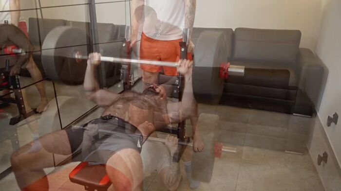 Качки пожали железо и отсосали