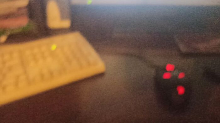 Спускаю на киску красотки