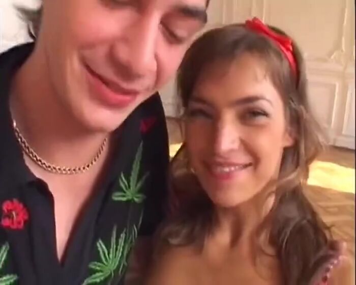 Молоденькие модели тоже любят потрахаться во все дырочки