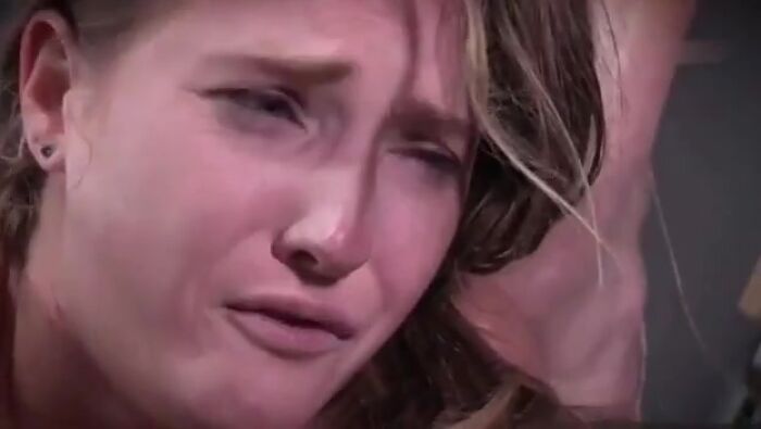 Натёрли жопу скипидаром