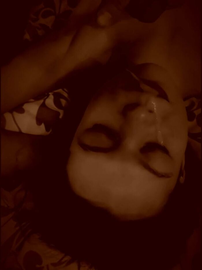 на личико слил