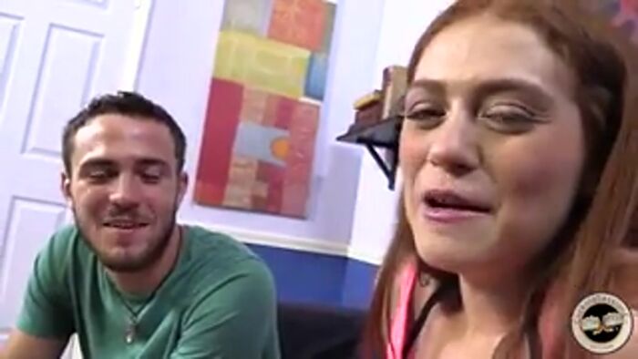 Когда пускают твою тёлку по кругу Толпа нигеров