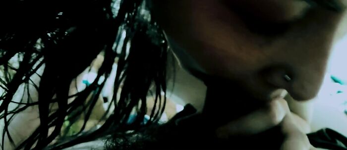 Валенька сучка рабыня, она ненавидела сосать