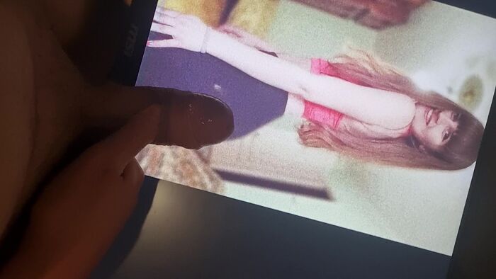 Кончил на попку