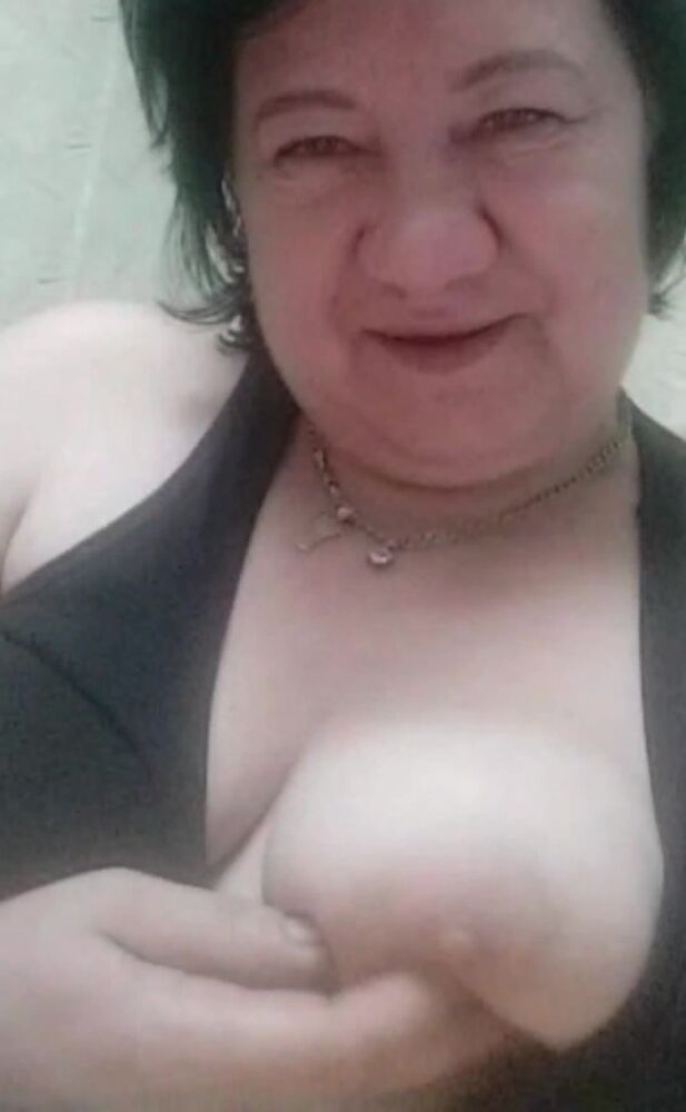 Как Вам сисечка?