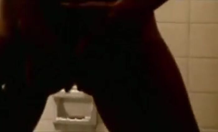 В квартире (1970)