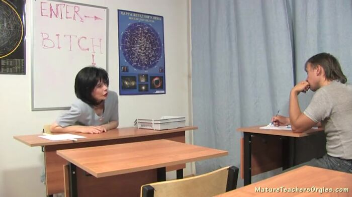 Short_Hair_brunette_milf_testher_fuck_boy