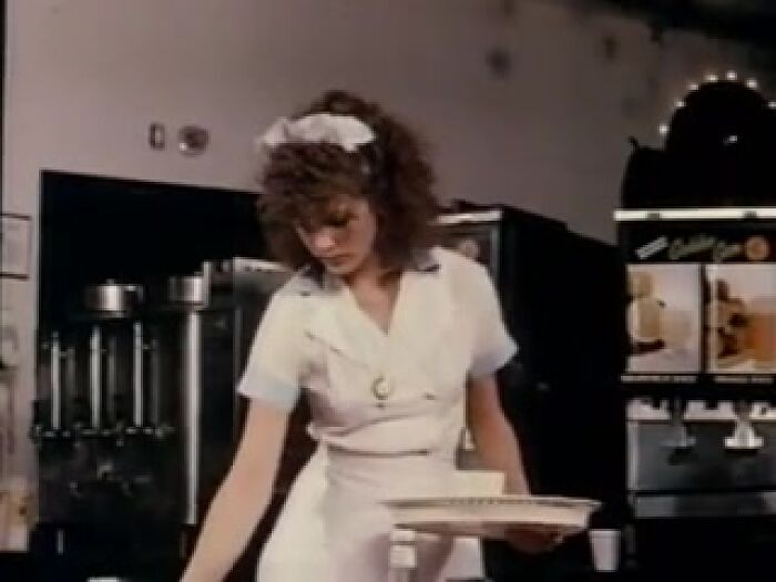 Изобилие кисок (1984)