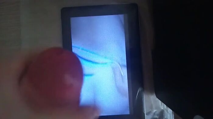 Парень с сайта обкончал