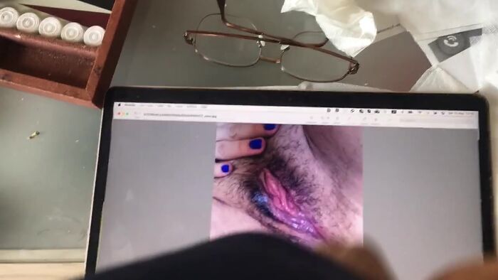 Дрочу на красивую Пизду