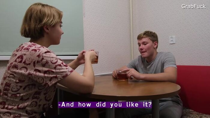 Я ПРИШОЛ К СОСЕДКЕ ЗА СОЛЬЮ