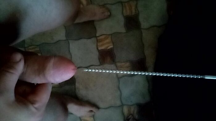 Играюсь с писькой