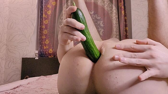 ТРАХАЮ ПОПУ ОГУРЦОМ 2