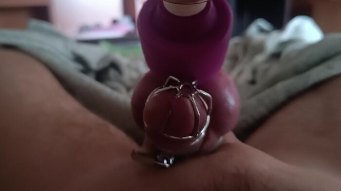 Моя шлюшка кончает