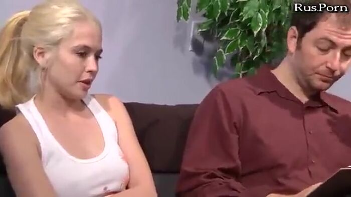 Соблазнила папу