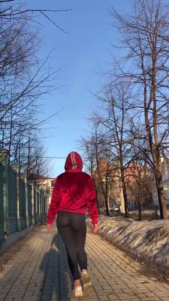 Нравится моя попа?)