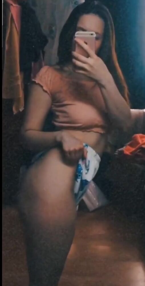 Бля хочу трахатись