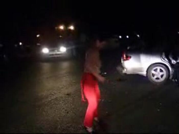 пьяные танцы на набережной-2