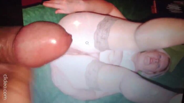 Завуч раздвинула половые губы и мы сразу кончили