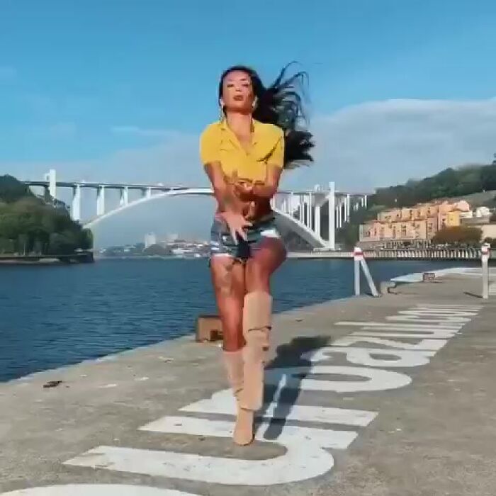 Класна мала