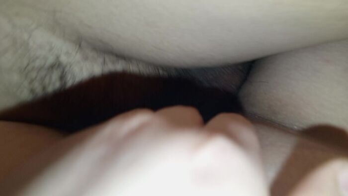 Побрилась перед съемкой