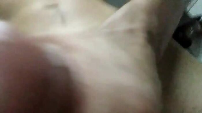 Дрочу на бившую ????????