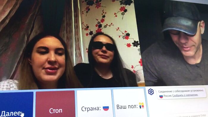 Девушки хотели научить глубокой глотке