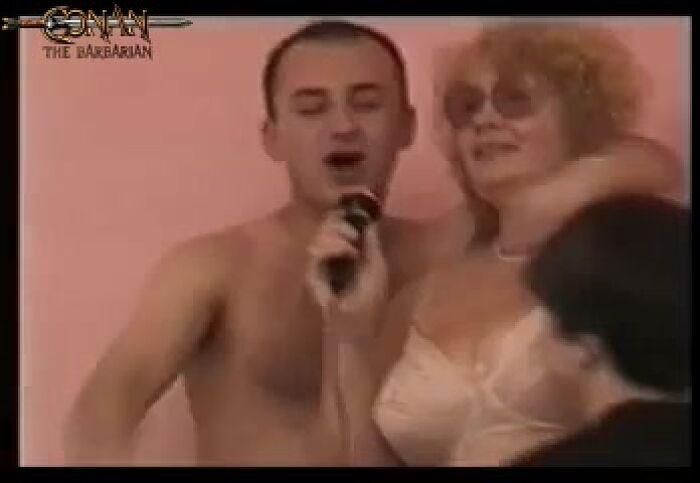 Pусская женщина