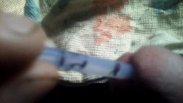 Засунул Себе 23 см в уретру