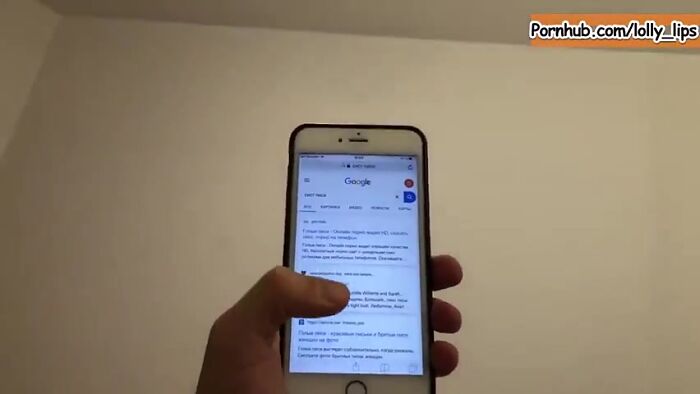 Мама обнаружила мастурбатор и помогла сыну кончить