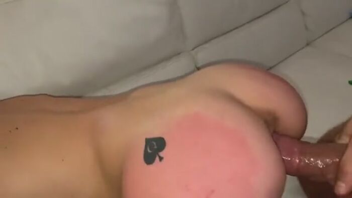 Жаркая девочка